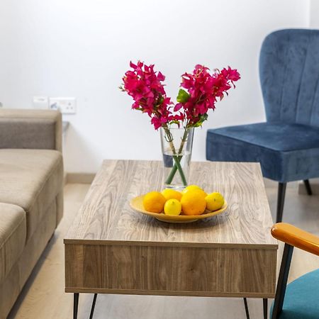 C-Premium Apts 100M From Beach And City Centre Larnaca Buitenkant foto