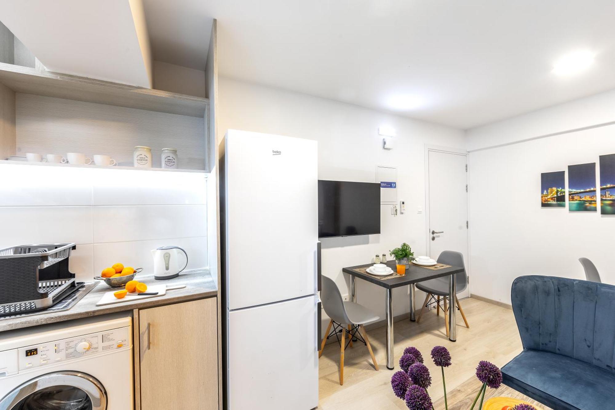 C-Premium Apts 100M From Beach And City Centre Larnaca Buitenkant foto